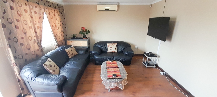 2 Bedroom Property for Sale in Belhar Western Cape